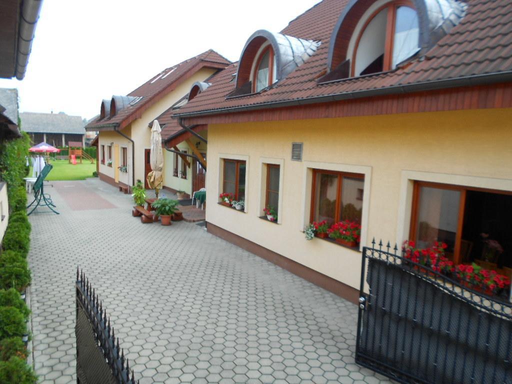 Penzion Rosnicka Liesek Trstená Exterior photo